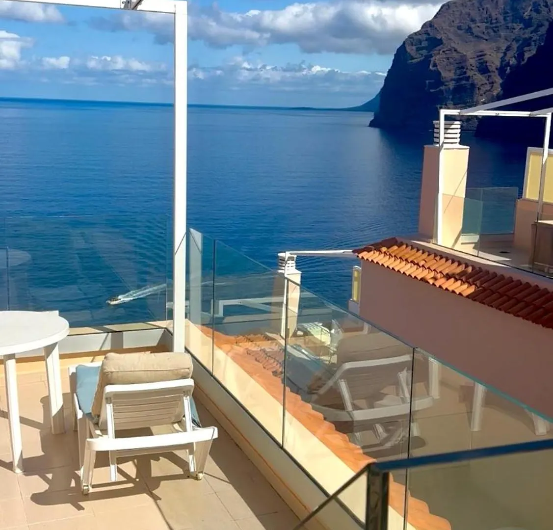Oceanfront Apartment In Los Gigantes, Buenavista Park Santiago del Teide